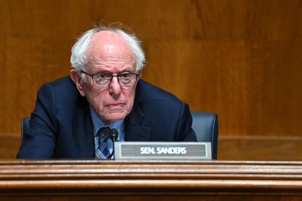 Bernie Sanders krever AI-stopp for å unngå katastrofe