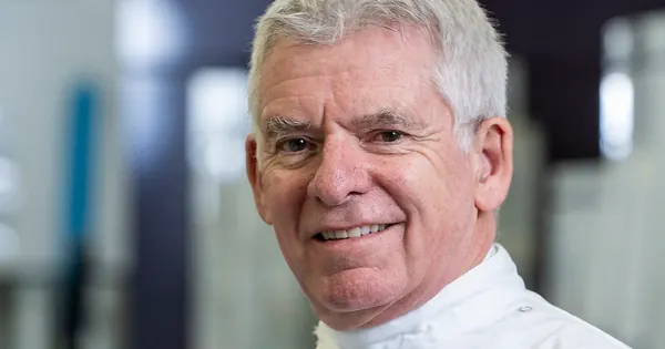 Fugleinfluensa: Ny utvikling overrasker virusforsker Ian Brown