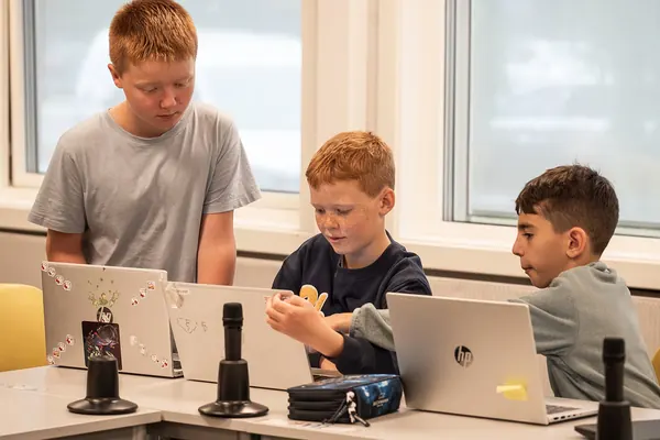Skole i Norge slår sammen tre trinn til én klasse